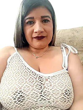 Snapshot of Hannahcandyy chatting on 8, 2, 2026 Hannahcandyy online show from 8, 2, 2026