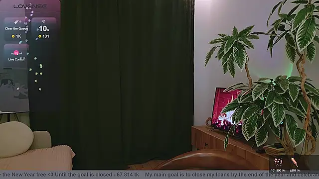 Snapshot of Pink_SeaGul chatting on 12, 12, 2024 Pink SeaGul online show from 12, 12, 2024