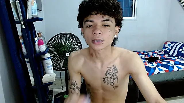 Snapshot of Lovebeng_ chatting on 20, 1, 2025 Lovebeng online show from 20, 1, 2025