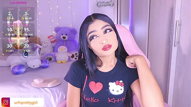 Snapshot of urfavprettygirl chatting on 15, 6, 2026 urfavprettygirl online show from 15, 6, 2026