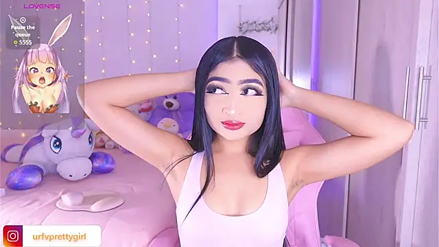 Snapshot of urfavprettygirl chatting on 23, 7, 2026 urfavprettygirl online show from 23, 7, 2026