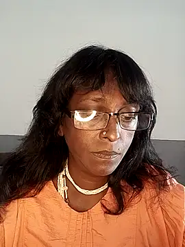 mamakarma1403 online show from 4, 3, 2025