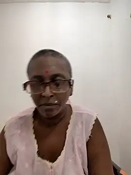 mamakarma1403 online show from 25, 6, 2026