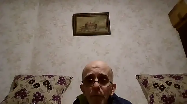 mariusica1xh online show from 17, 2, 2025