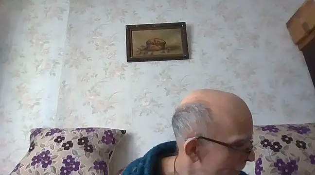 mariusica1xh online show from 25, 2, 2025