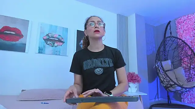 Angela donnato online show from 19, 3, 2025