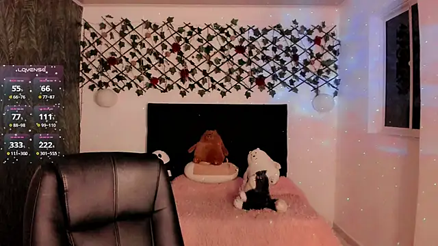 Snapshot of Lilith_Miller21 chatting on 30, 9, 2025 Lilith Miller21 online show from 30, 9, 2025