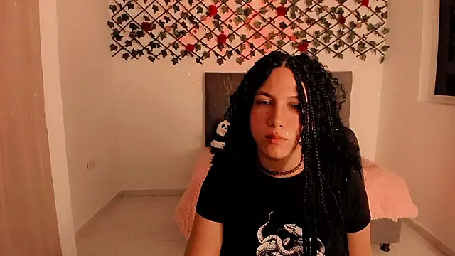 Snapshot of Lilith_Miller21 chatting on 17, 10, 2025 Lilith Miller21 online show from 17, 10, 2025
