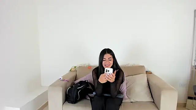 Charlotte cowell sub1  online show from 29, 1, 2025