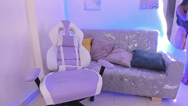 Charlotte cowell sub1  online show from 2, 10, 2025