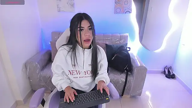 Charlotte cowell sub1  online show from 1, 12, 2025