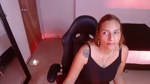 Snapshot of mykaelahoney chatting on 28, 7, 2026 mykaelahoney online show from 28, 7, 2026
