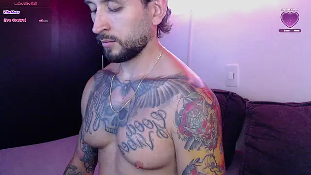 Snapshot of marco_allison43 chatting on 14, 5, 2026 marco allison43 online show from 14, 5, 2026