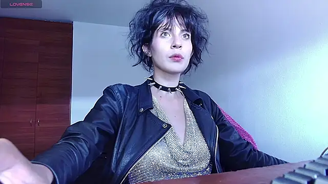 bellatrix25 online show from 10, 2, 2025