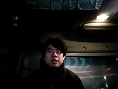 whitebriefboy online show from 25, 1, 2025