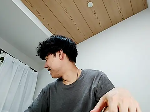 whitebriefboy online show from 5, 3, 2025