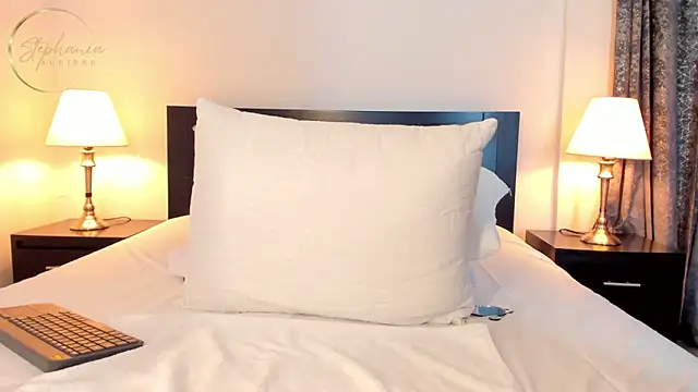 stephania aguirre online show from 5, 12, 2024