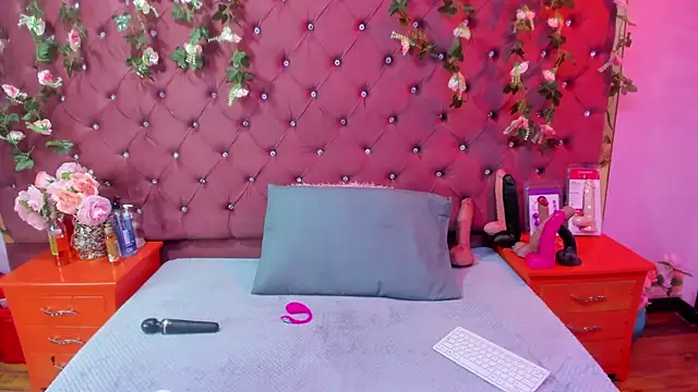 Snapshot of Mariana_Prin chatting on 19, 10, 2025 Mariana Prin online show from 19, 10, 2025