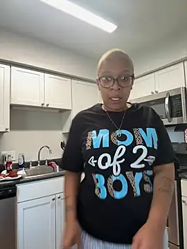 SexyHoneyRedd online show from 9, 8, 2026