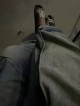 YawlingJingoist online show from 4, 2, 2026