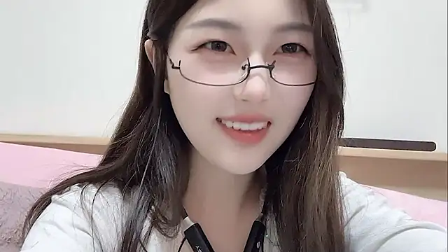 Sweet-Angel999 online show from 24, 3, 2026