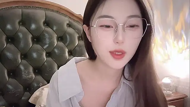 Snapshot of Sweet-Angel999 chatting on 9, 5, 2026 Sweet-Angel999 online show from 9, 5, 2026