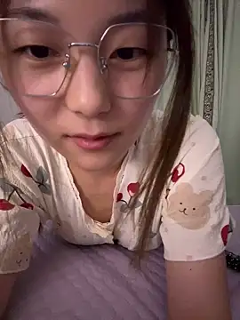 Snapshot of Sweet-Angel999 chatting on 5, 6, 2026 Sweet-Angel999 online show from 5, 6, 2026