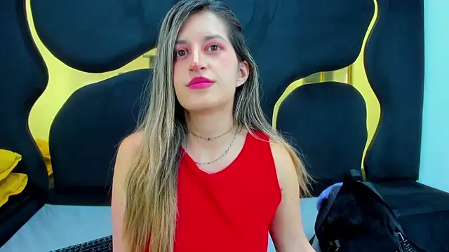 GiaRoussel online show from 12, 9, 2025