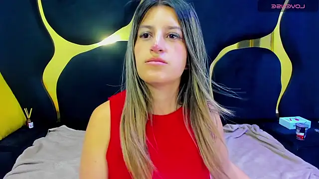 GiaRoussel online show from 30, 10, 2025