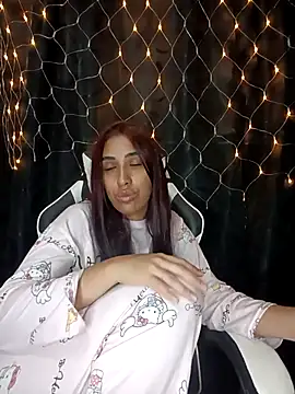 ifeelverywet andhot online show from 8, 10, 2025