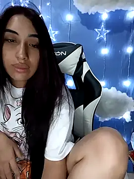 ifeelverywet andhot online show from 25, 11, 2025