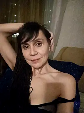 Francenia lolis online show from 8, 2, 2025