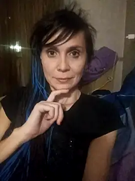 Francenia lolis online show from 24, 10, 2025