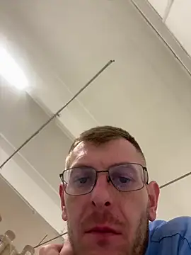 adrian90bi11 online show from 8, 4, 2026