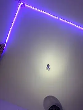 Snapshot of alisson_carolina73 chatting on 4, 2, 2025 alisson carolina73 online show from 4, 2, 2025