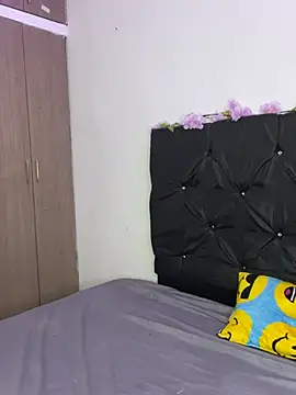 Snapshot of alisson_carolina73 chatting on 9, 3, 2025 alisson carolina73 online show from 9, 3, 2025