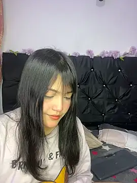 Snapshot of alisson_carolina73 chatting on 18, 3, 2025 alisson carolina73 online show from 18, 3, 2025