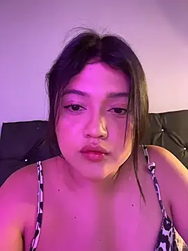 alisson carolina73 online show from 3, 7, 2026