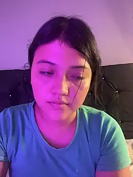 alisson carolina73 online show from 3, 7, 2026