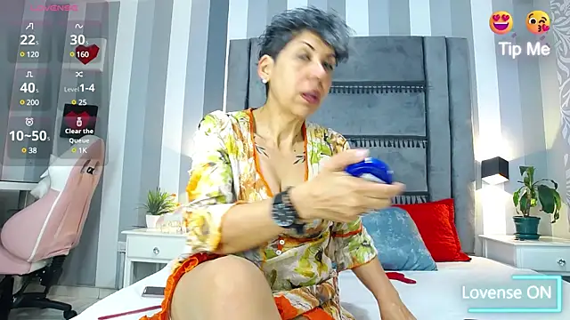 Snapshot of Julianewell chatting on 19, 3, 2025 Julianewell online show from 19, 3, 2025