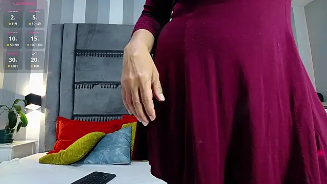 Snapshot of Julianewell chatting on 14, 10, 2025 Julianewell online show from 14, 10, 2025