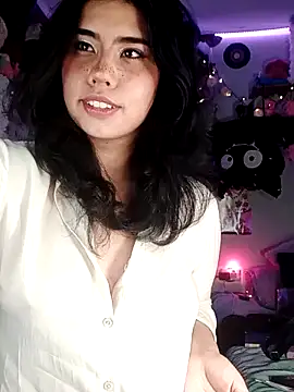 Snapshot of kiki_cavilll chatting on 6, 12, 2024 kiki cavilll online show from 6, 12, 2024