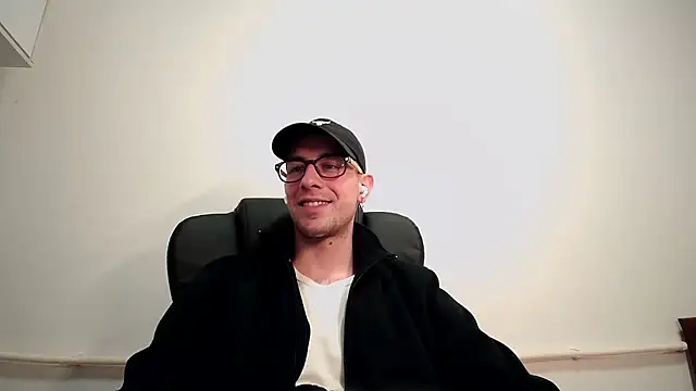 mikealcorleone online show from 23, 2, 2025