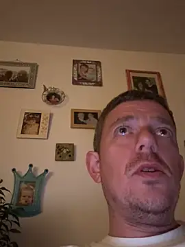 Snapshot of mrwright878787 chatting on 11, 1, 2025 mrwright878787 online show from 11, 1, 2025