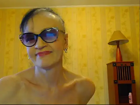 Snapshot of Valentina3859 chatting on 4, 3, 2025 Valentina3859 online show from 4, 3, 2025