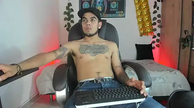 mikee scooth online show from 13, 2, 2025