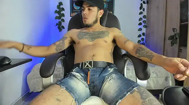 mikee scooth online show from 17, 2, 2025