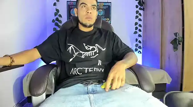 mikee scooth online show from 7, 3, 2025