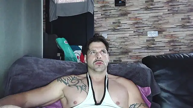 Snapshot of XxBigboybandxX chatting on 18, 1, 2026 XxBigboybandxX online show from 18, 1, 2026