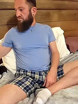 Icebearsticlese online show from 9, 2, 2026